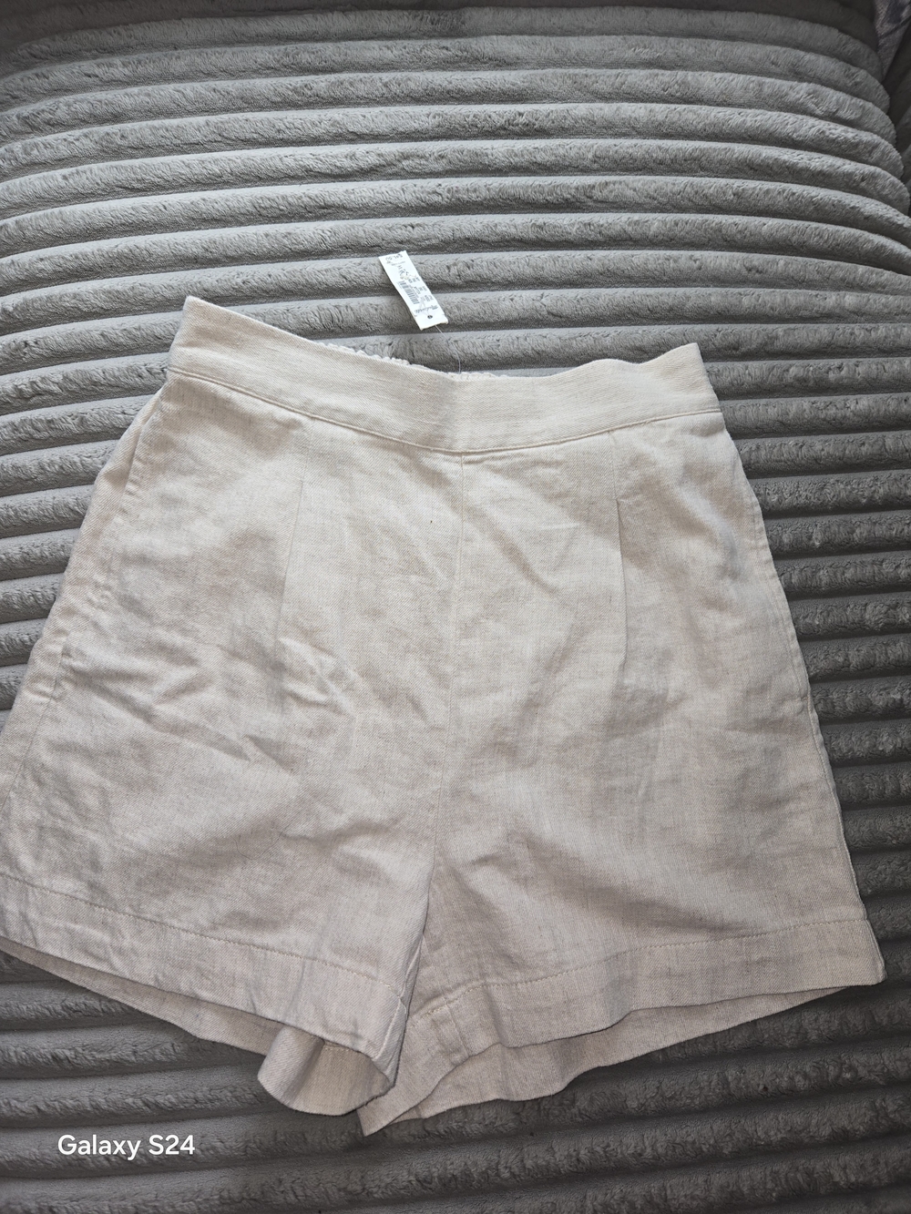 Madewell High Waist Linen Blend Shorts in Light Beige